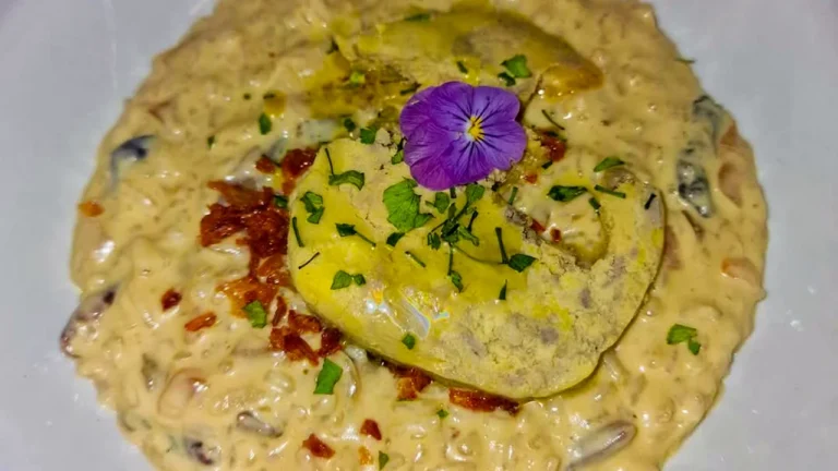 Restaurante Azzurro Madrid Guaren Risotto de bolustus y trufa - comida